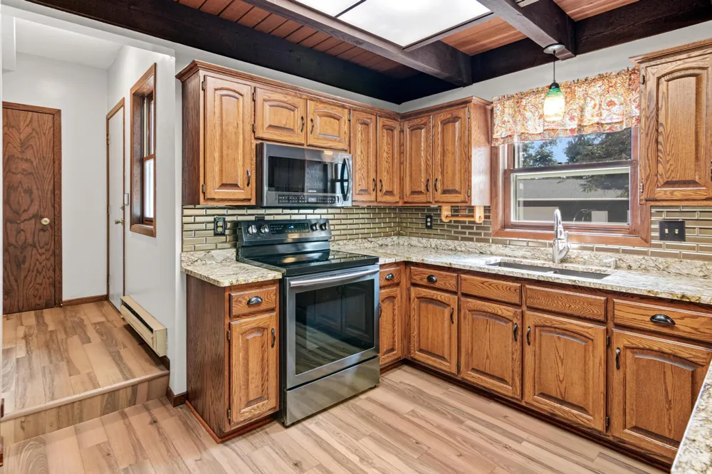30155 Norway Drive NW Cambridge, MN 55008