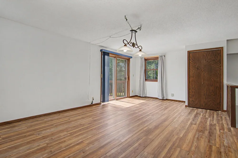 30155 Norway Drive NW Cambridge, MN 55008