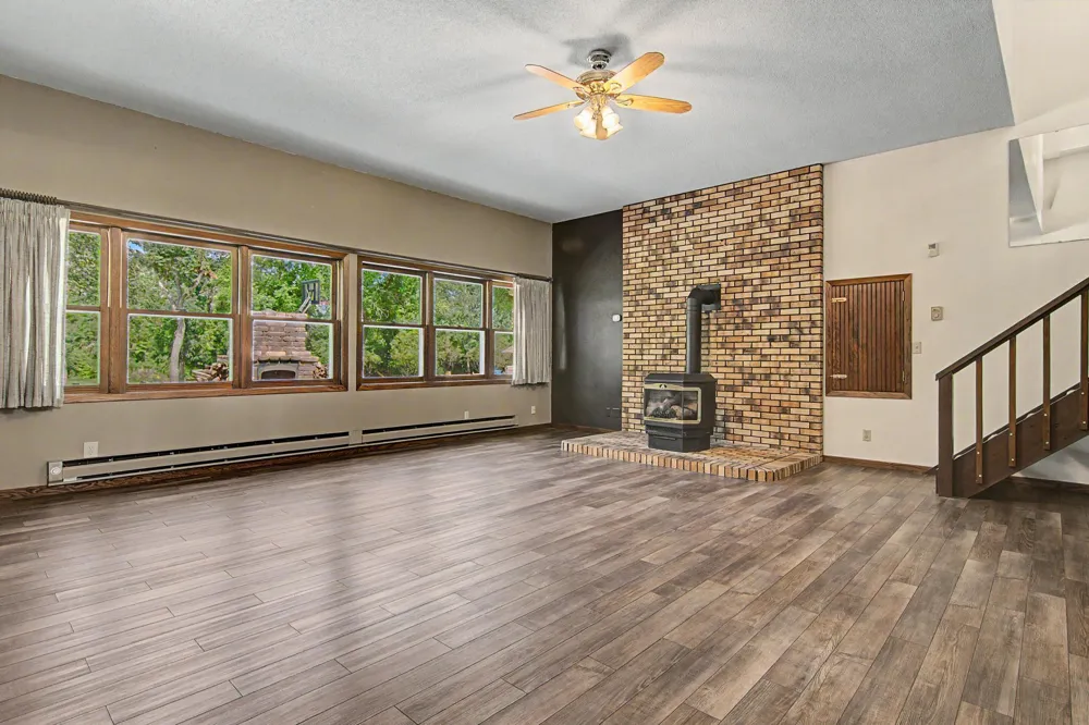30155 Norway Drive NW Cambridge, MN 55008
