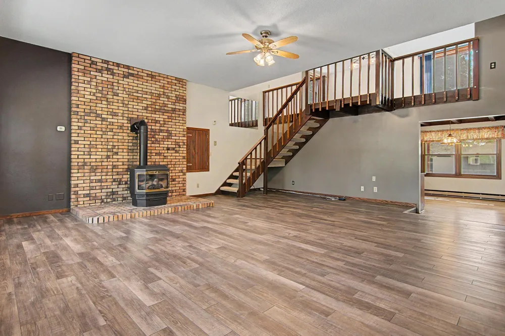 30155 Norway Drive NW Cambridge, MN 55008