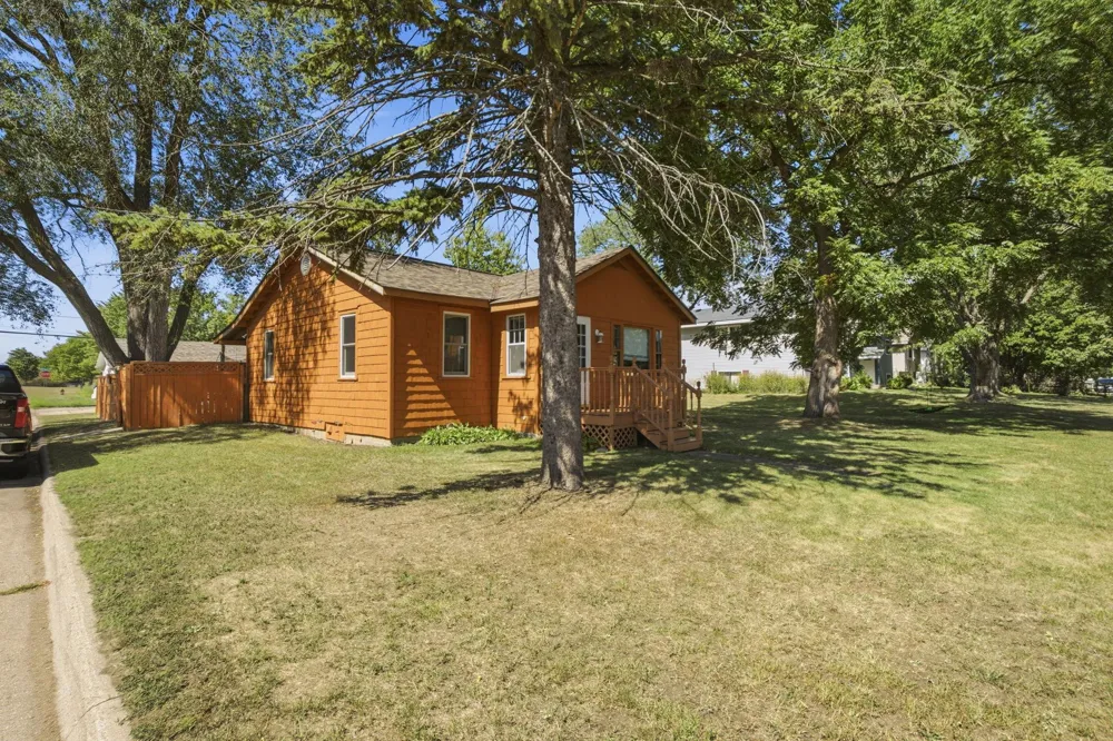 1101 36th Avenue Saint Cloud, MN 56303