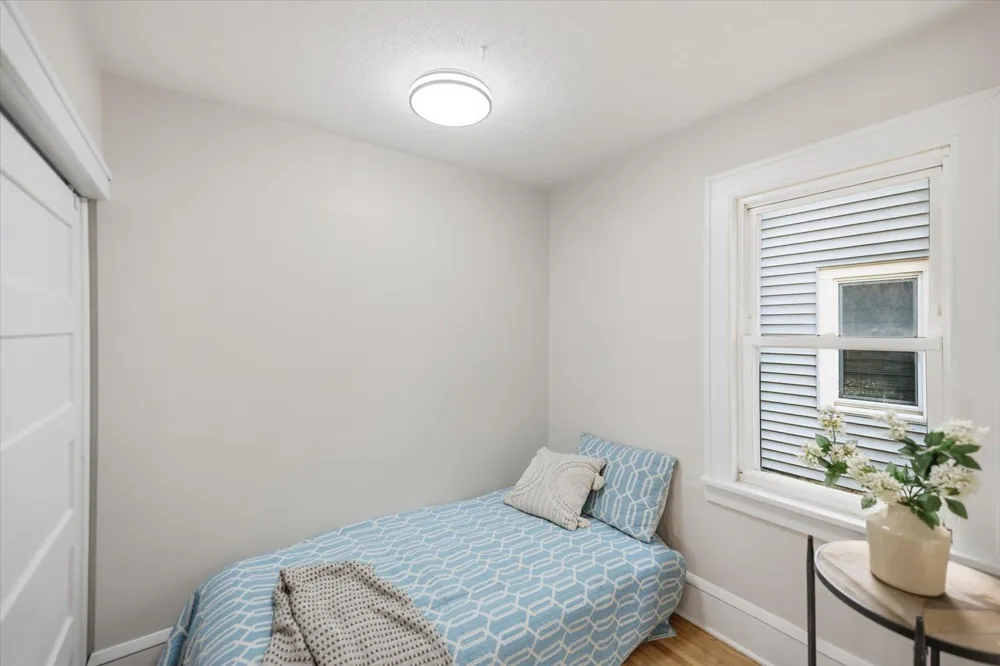 1015 Kruse Street West Saint Paul, MN 55118