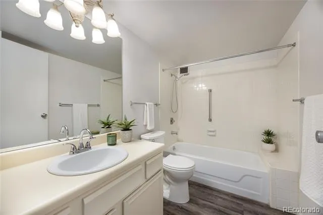 14050 E Linvale Place #102 Aurora, CO 80014