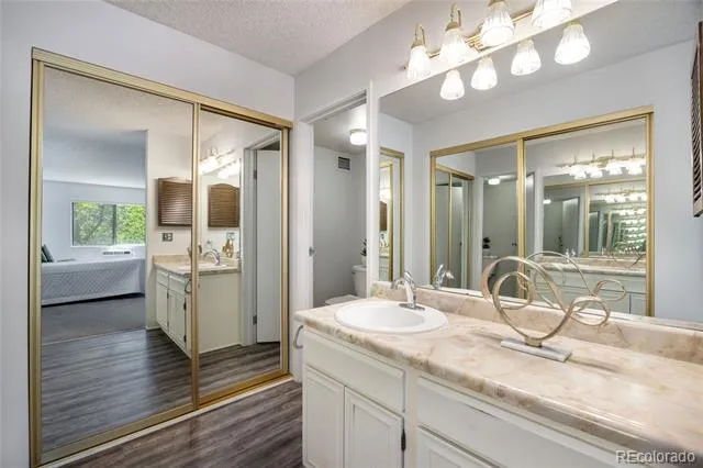 14050 E Linvale Place #102 Aurora, CO 80014