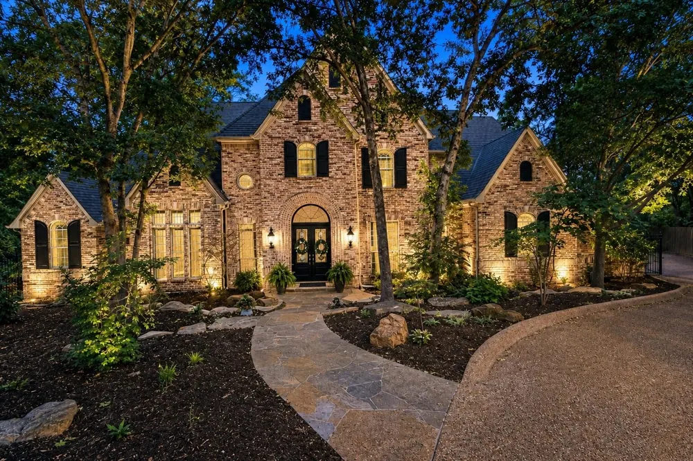 801 Huntington Court Southlake, TX 76092
