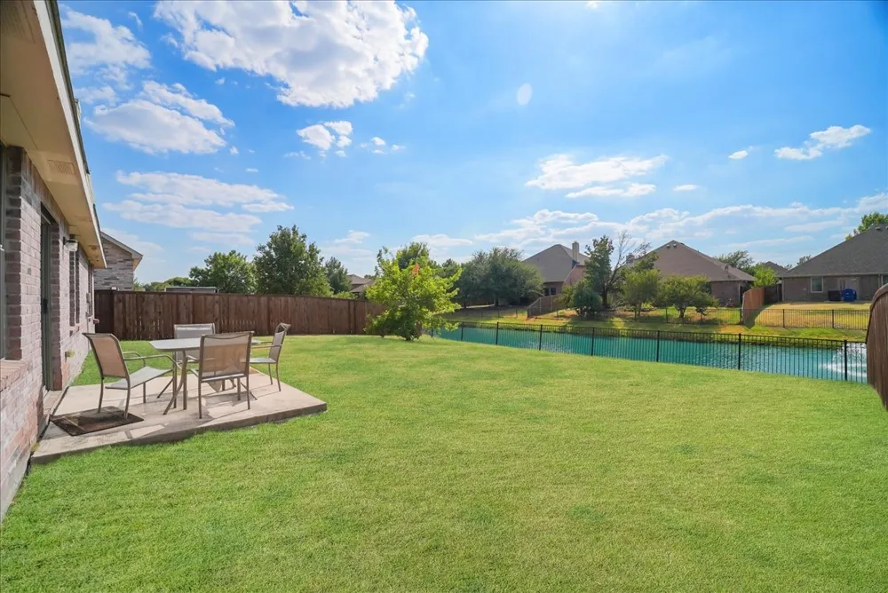 1010 Canterbury Drive Prosper, TX 75078