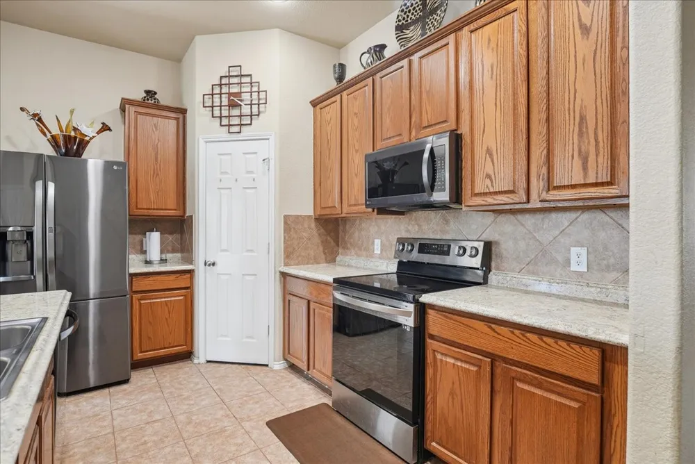 1010 Canterbury Drive Prosper, TX 75078