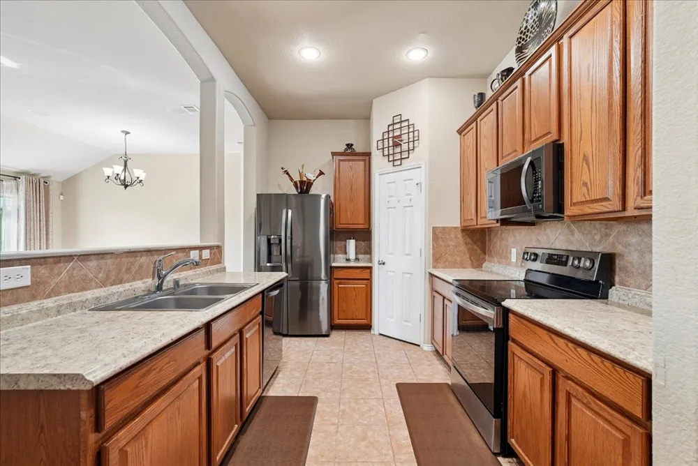 1010 Canterbury Drive Prosper, TX 75078