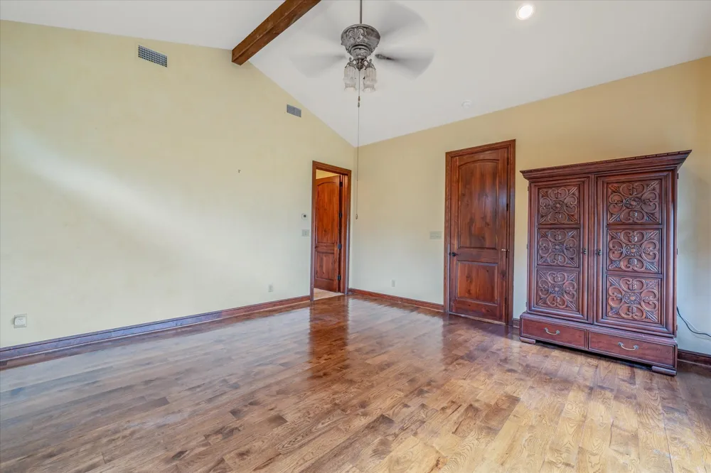1160 The Shores Drive Corsicana, TX 75109