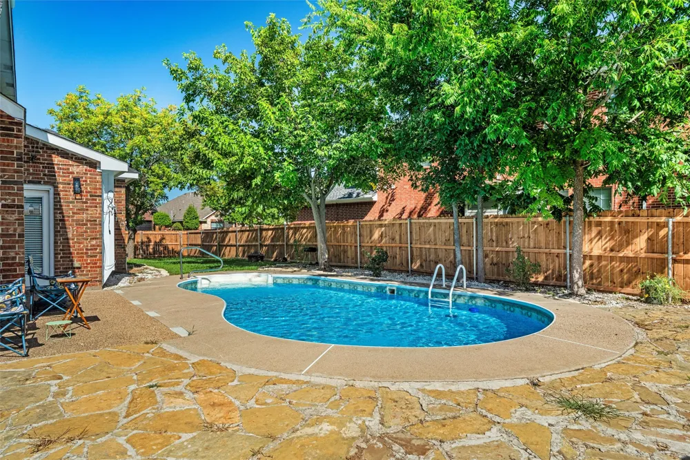 4201 Iron Lane Mansfield, TX 76063