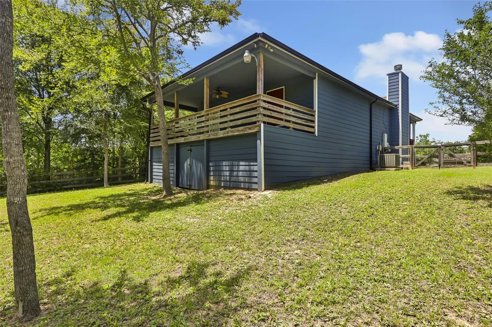 31 Timber Cove Lane Coldspring, TX 77331
