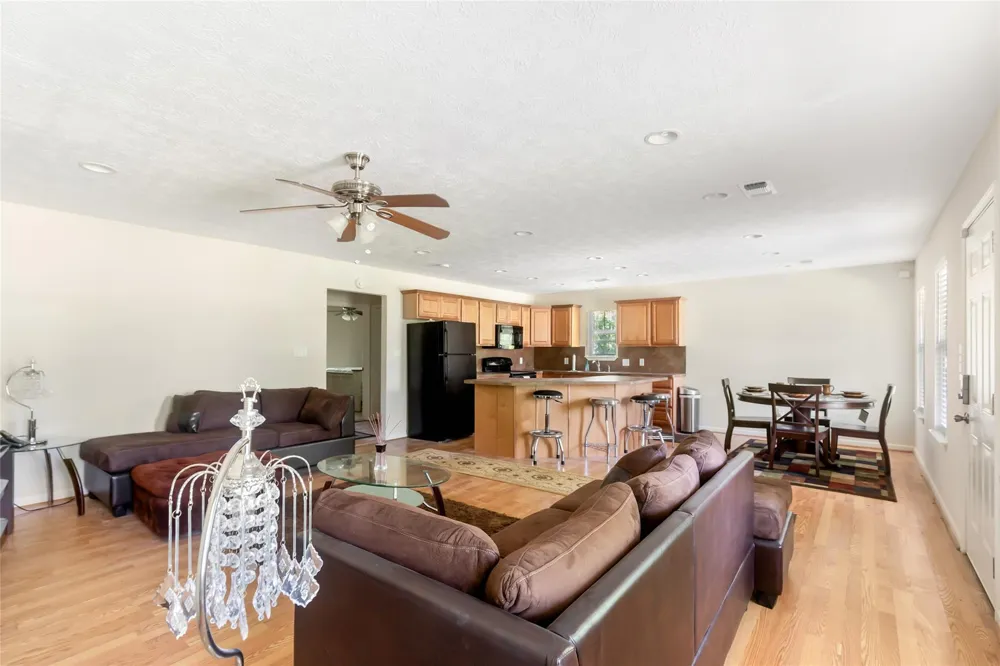 31 Timber Cove Lane Coldspring, TX 77331