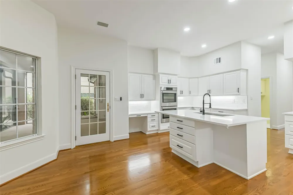 82 Broad Cove Lane Montgomery, TX 77356