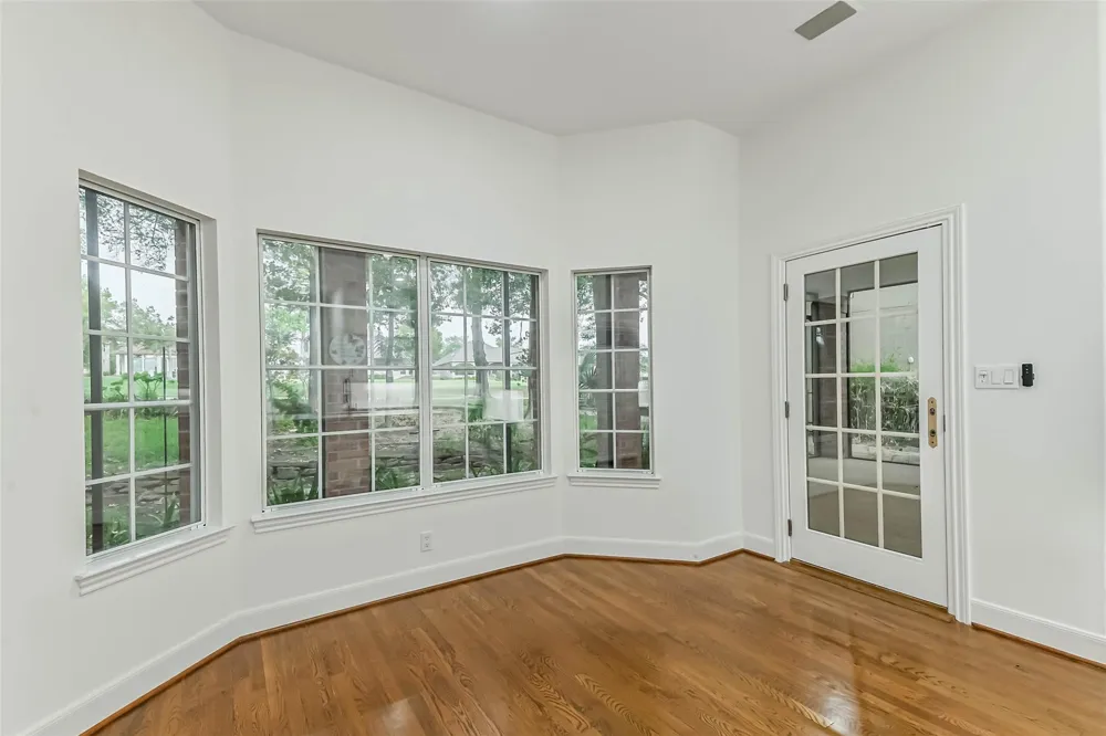 82 Broad Cove Lane Montgomery, TX 77356