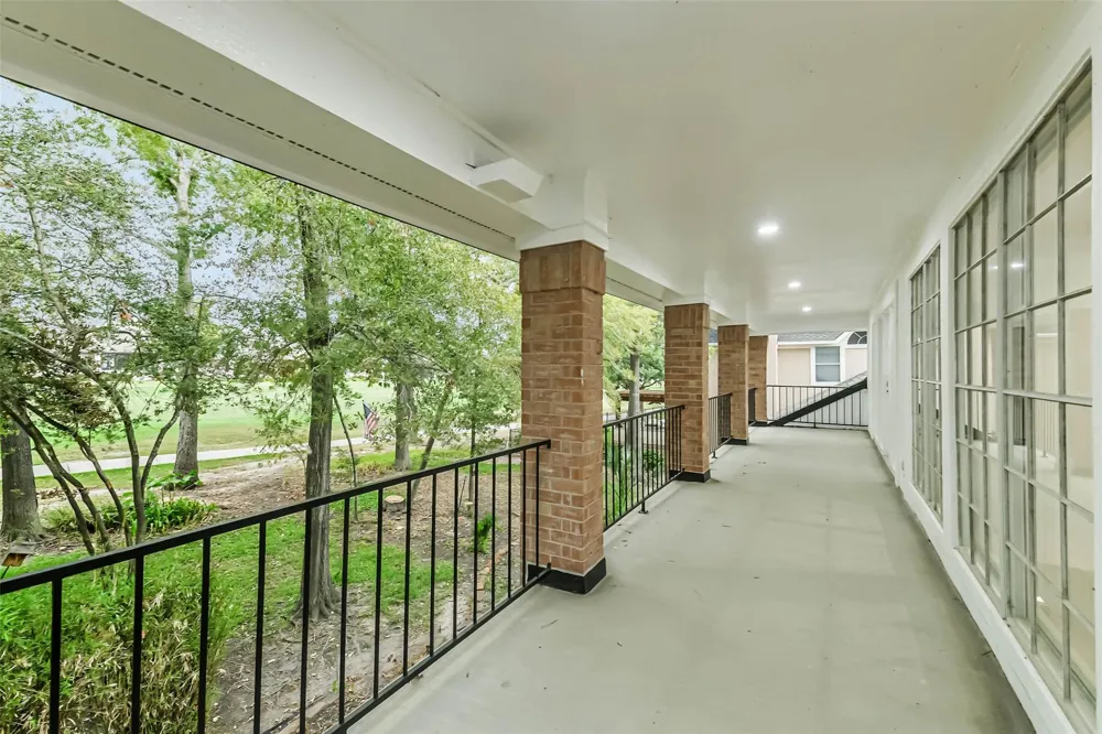 82 Broad Cove Lane Montgomery, TX 77356