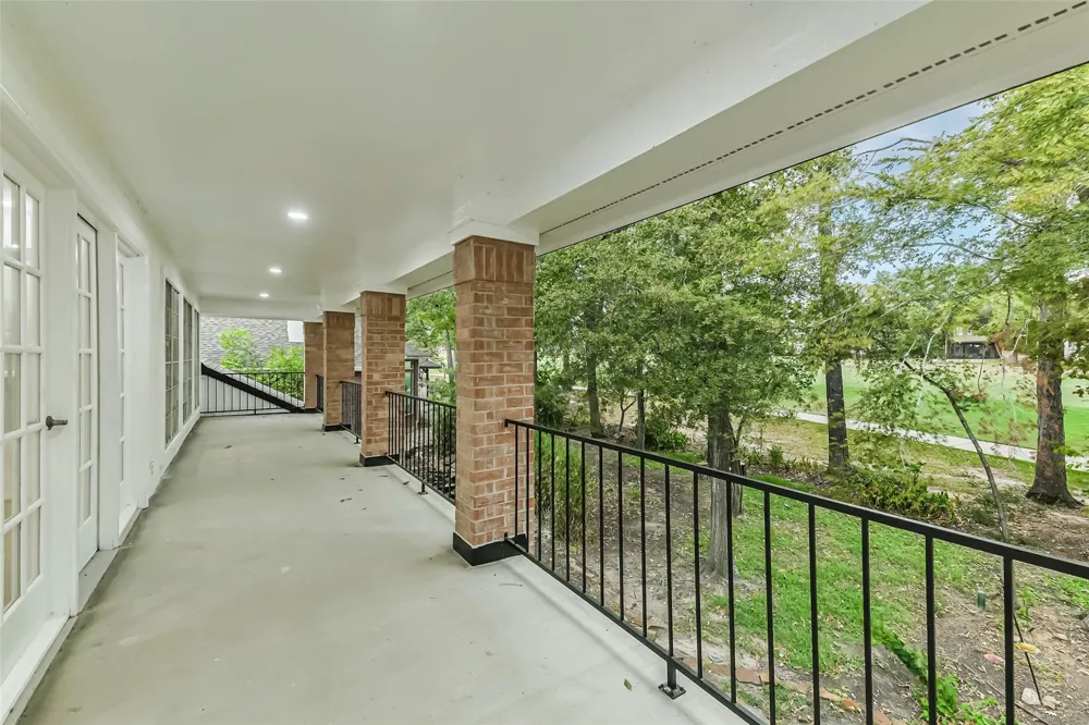 82 Broad Cove Lane Montgomery, TX 77356