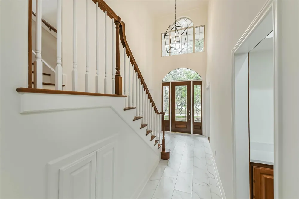 82 Broad Cove Lane Montgomery, TX 77356