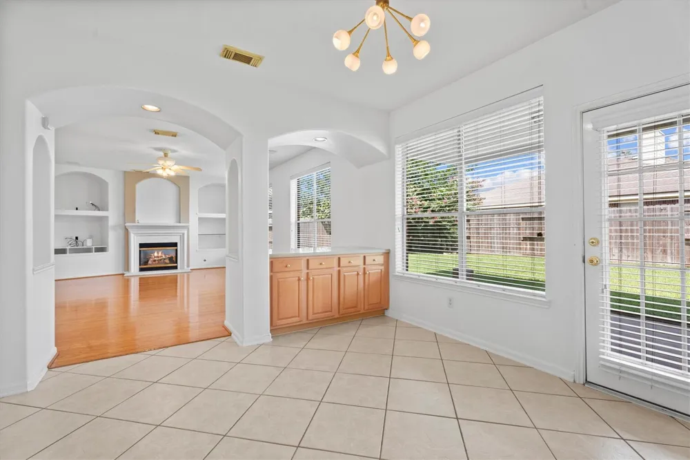 9218 Memorial Pines Way Spring, TX 77379