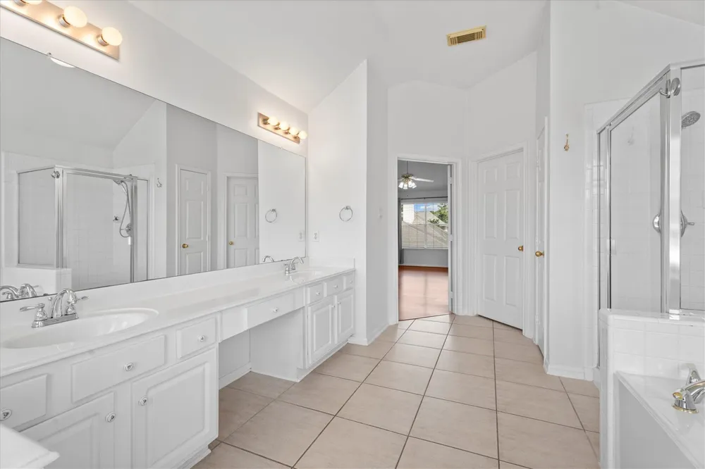 9218 Memorial Pines Way Spring, TX 77379