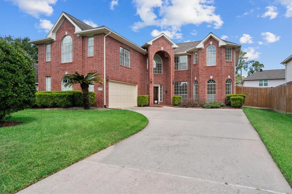 9218 Memorial Pines Way Spring, TX 77379