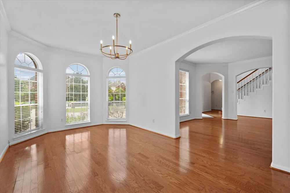 9218 Memorial Pines Way Spring, TX 77379