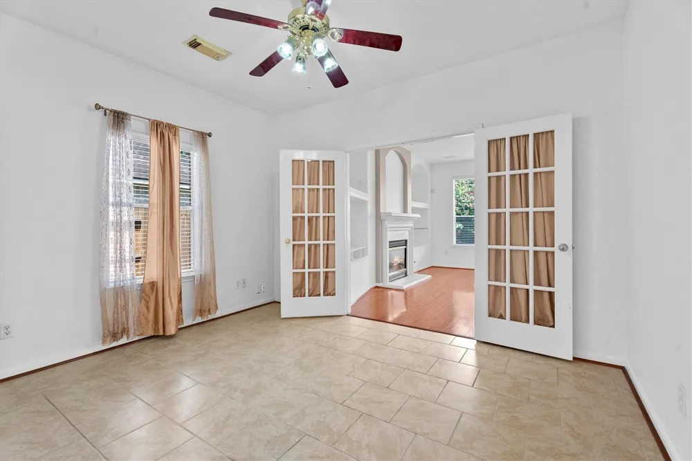 9218 Memorial Pines Way Spring, TX 77379