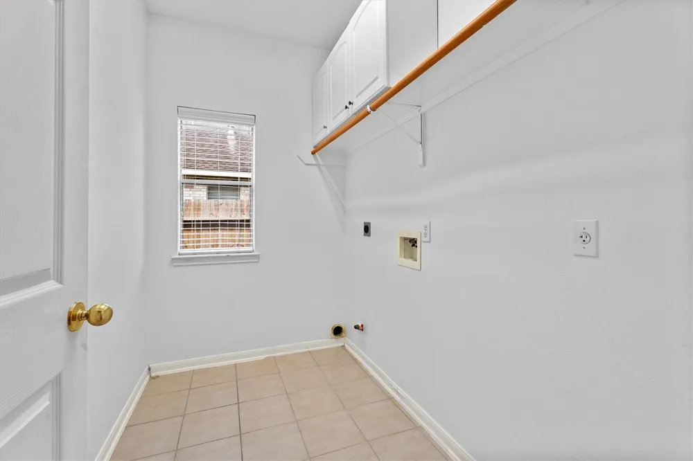 9218 Memorial Pines Way Spring, TX 77379