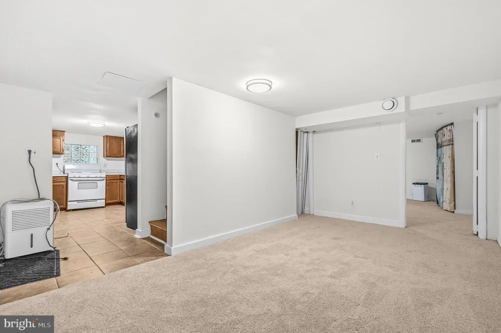 7 LODGE ROAD Catonsville, MD 21228