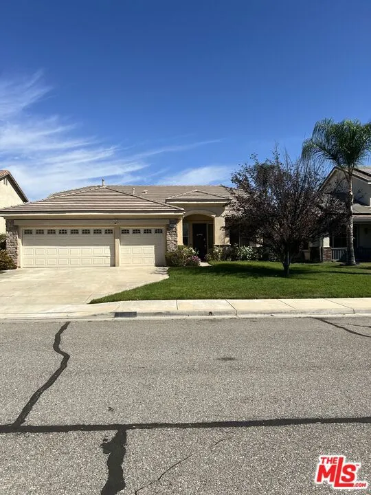 25832 Boulder Rock Place Menifee, CA 92585