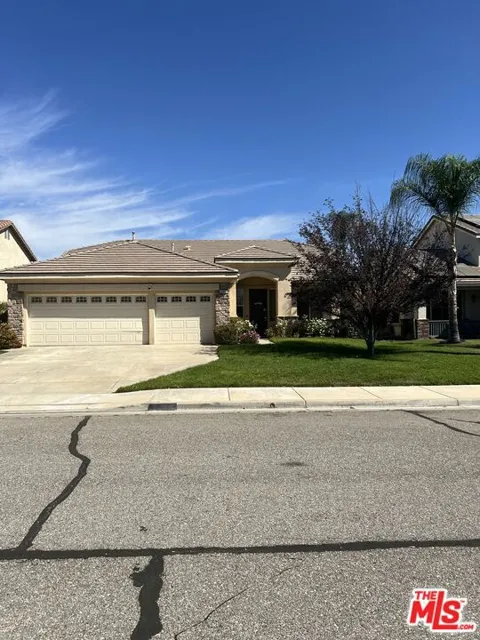 25832 Boulder Rock Place