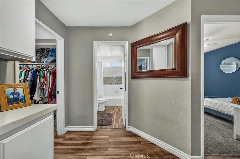 3956 Klamath River Ontario, CA 91761