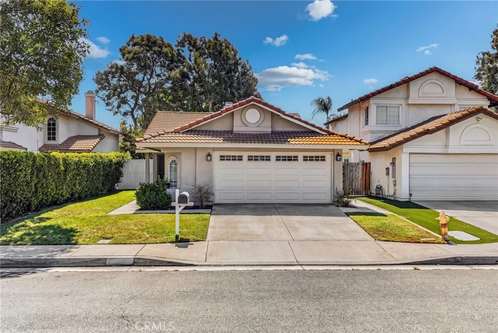 3956 Klamath River Ontario, CA 91761