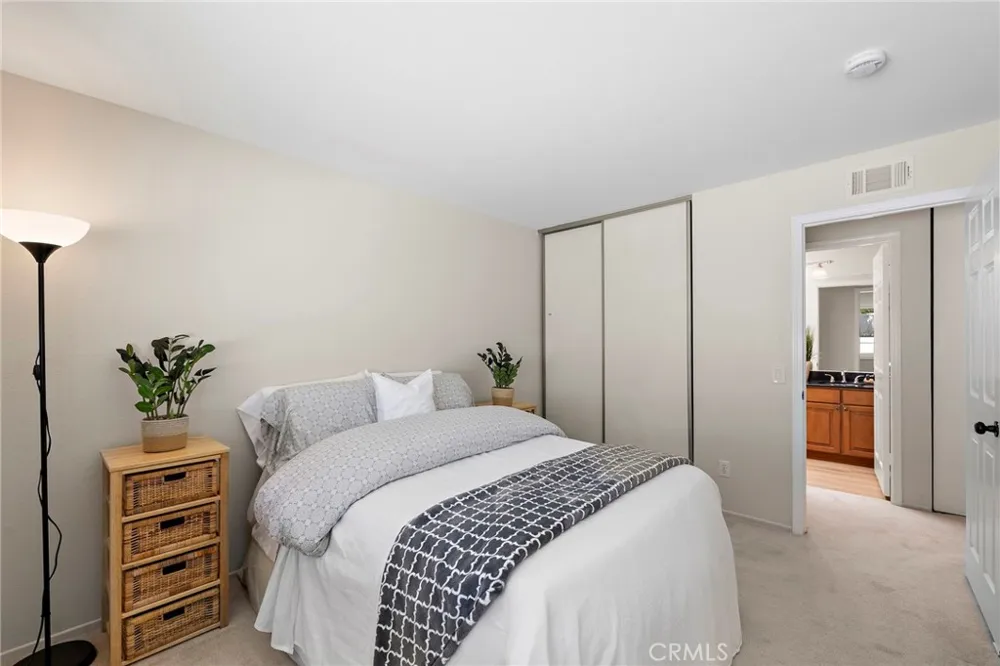 22171 Caminito Tasquillo Laguna Hills, CA 92653