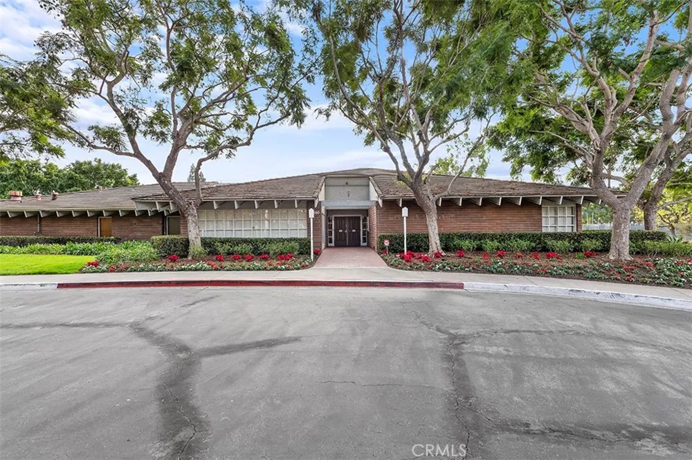 22171 Caminito Tasquillo Laguna Hills, CA 92653