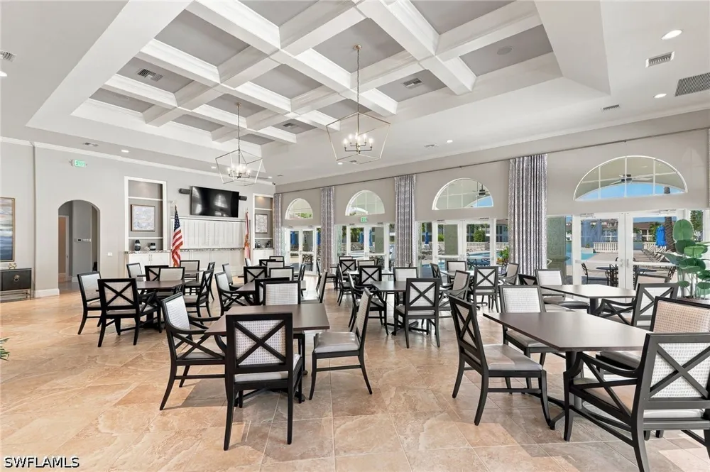 Avellino Isles Circle #102 Naples, FL 34119