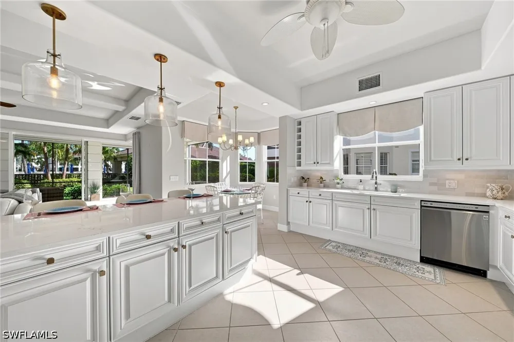 Avellino Isles Circle #102 Naples, FL 34119