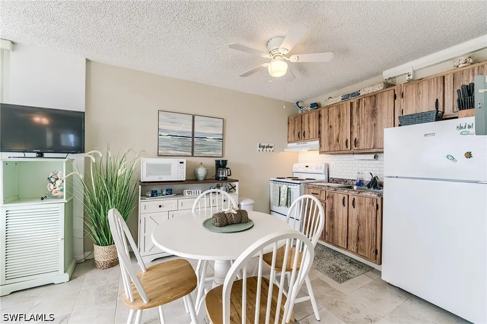 Estero Boulevard #403 Fort Myers Beach, FL 33931