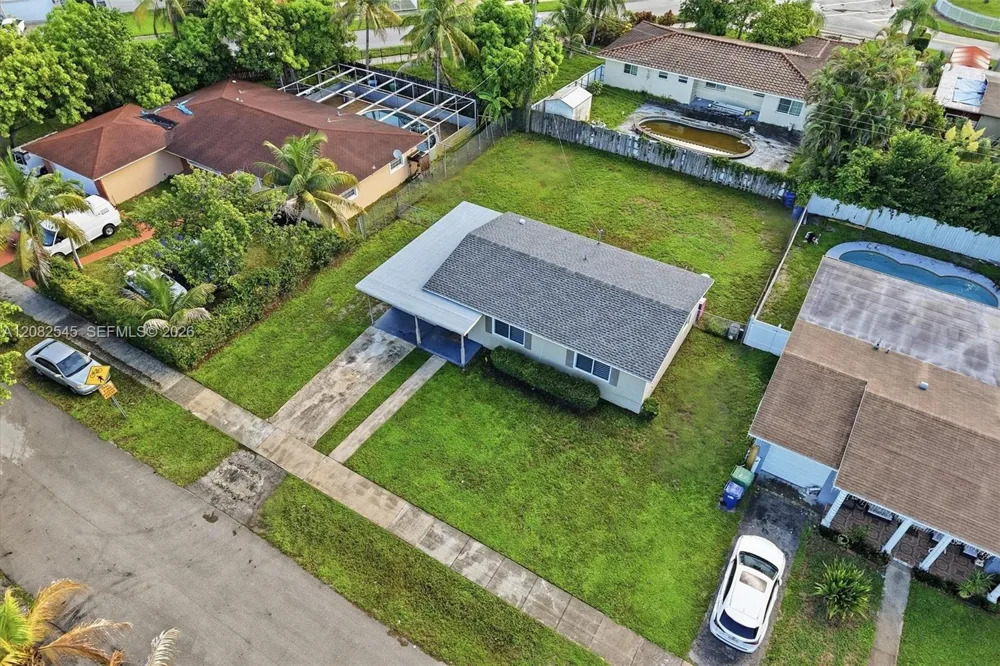 19801 NE 1st Ave Miami, FL 33179