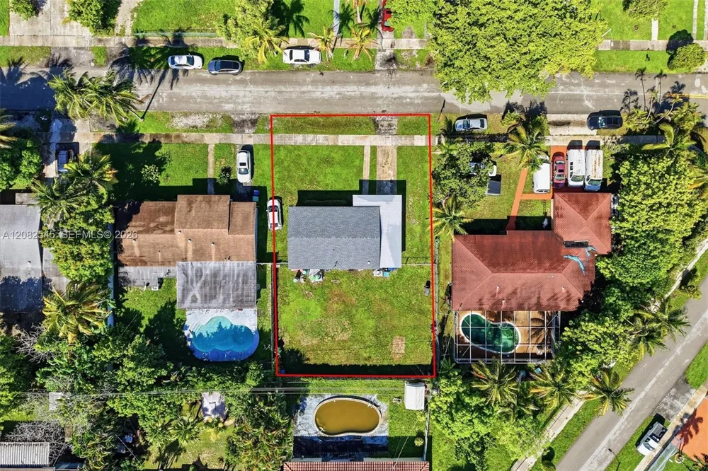 19801 NE 1st Ave Miami, FL 33179