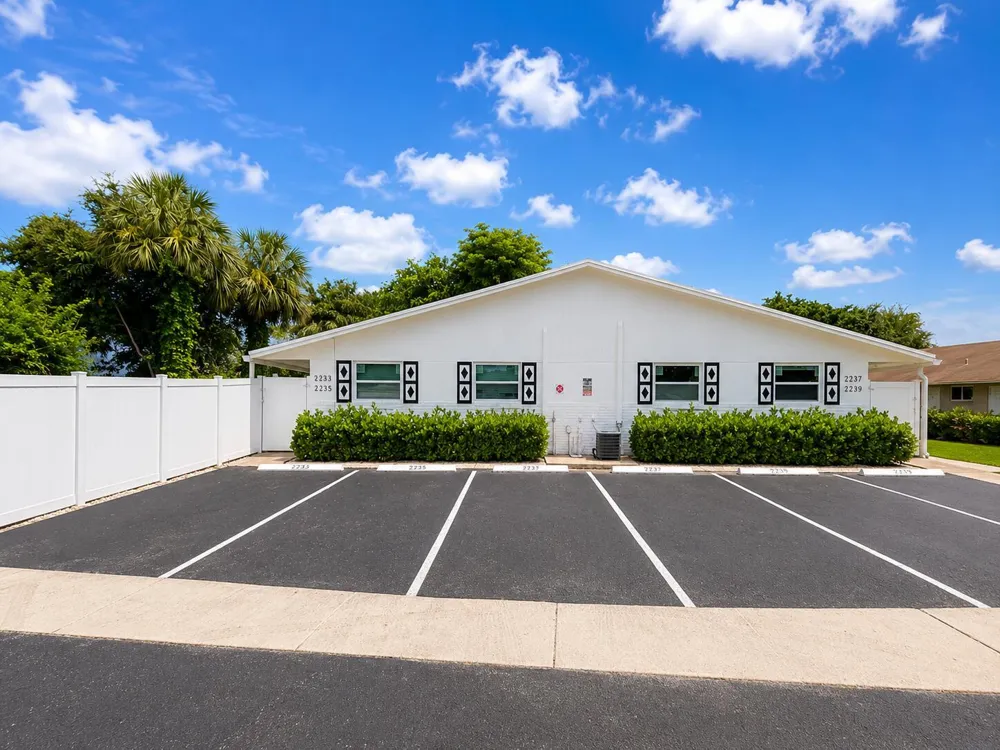 2235 NW 57th Avenue Lauderhill, FL 33313