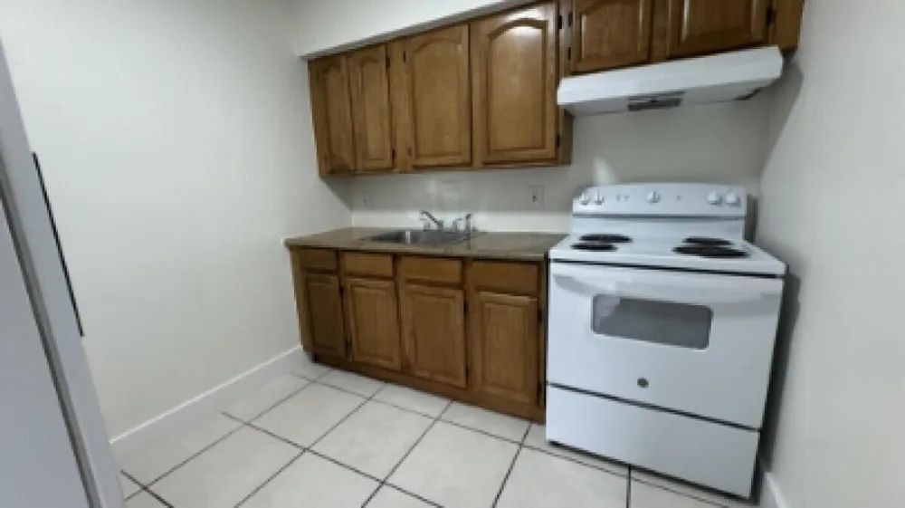 842 S 63rd Avenue Hollywood, FL 33023