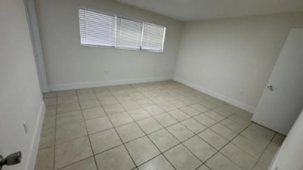 842 S 63rd Avenue Hollywood, FL 33023