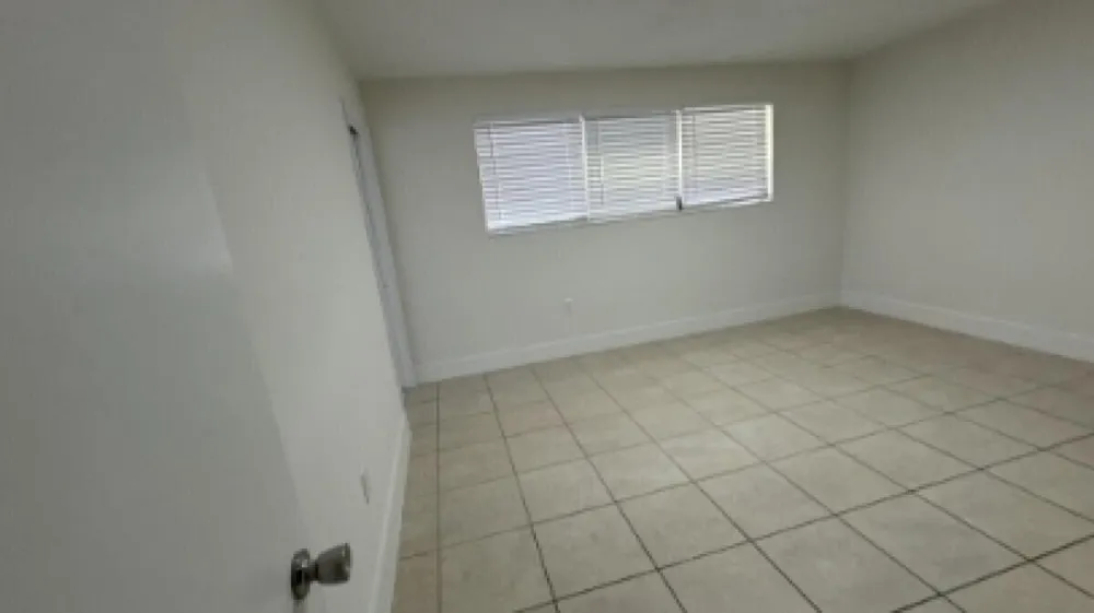 842 S 63rd Avenue Hollywood, FL 33023