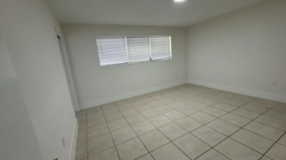 842 S 63rd Avenue Hollywood, FL 33023
