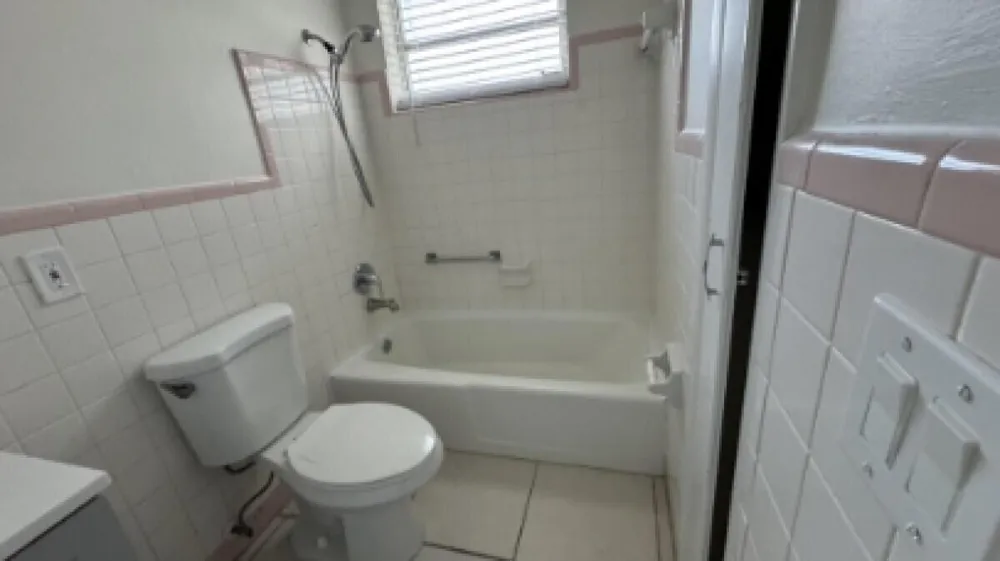842 S 63rd Avenue Hollywood, FL 33023
