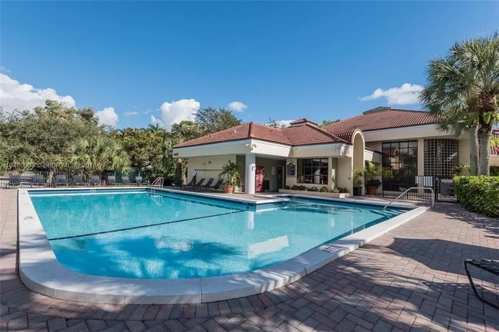 2445 SW 18TH #406 Fort Lauderdale, FL 33315