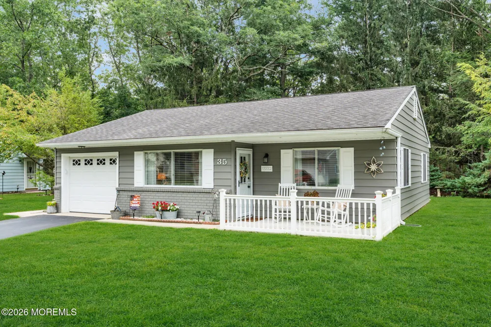 35 Arizona Avenue Whiting, NJ 08759