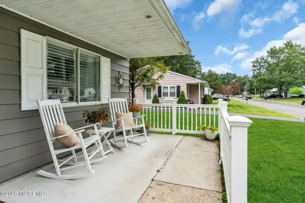 35 Arizona Avenue Whiting, NJ 08759