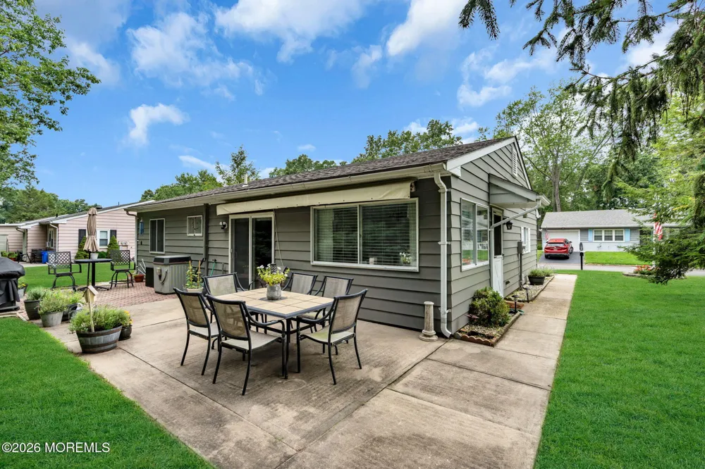 35 Arizona Avenue Whiting, NJ 08759