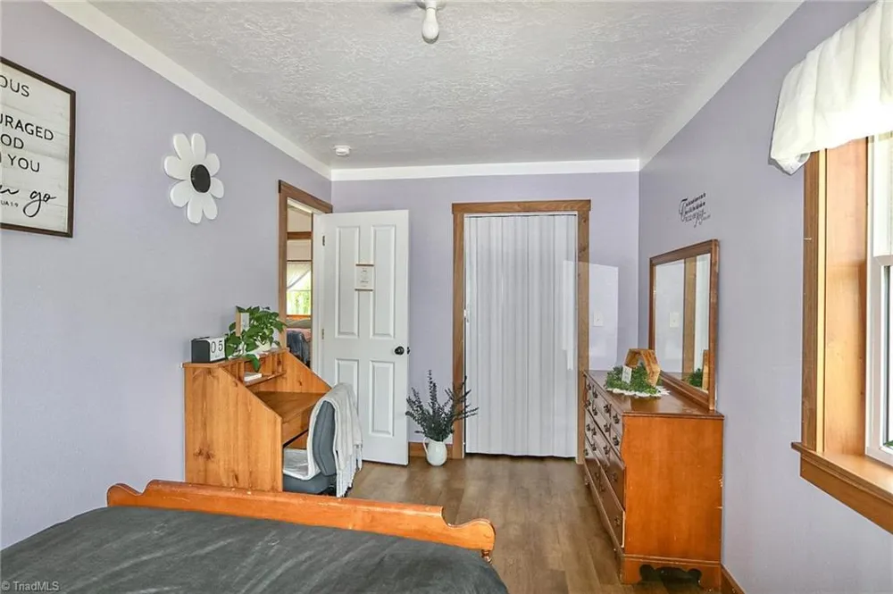 4844 Saint Paul Church Road Hamptonville, NC 27020